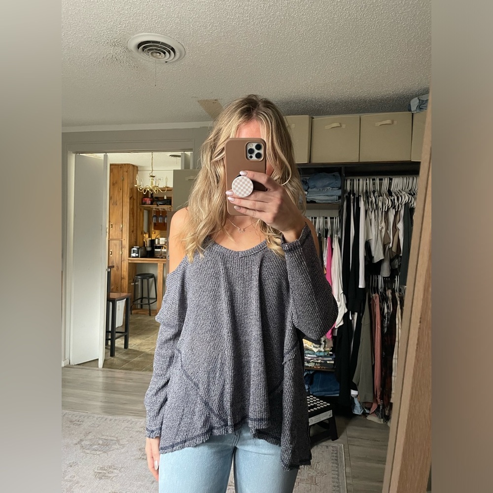 Deletta cold shoulder sweater